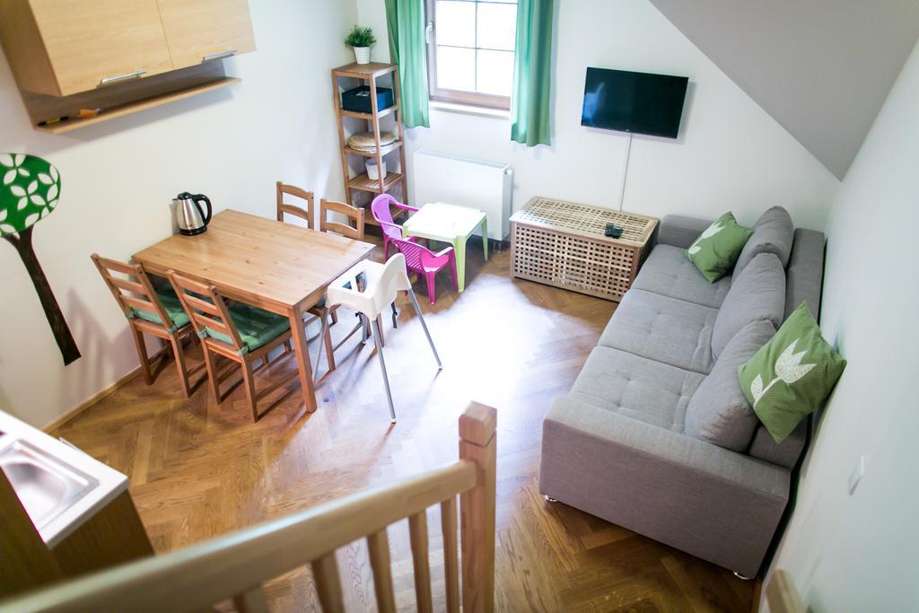 Apartman Pod Sjezdovkou Apartment Pec pod Snezkou Room photo